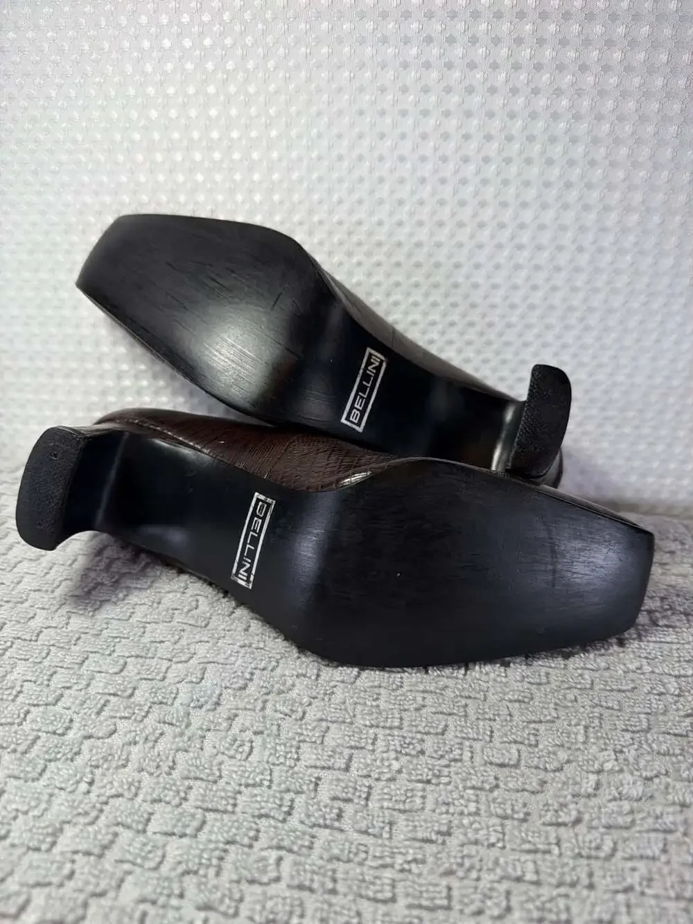 Bellini Royal Brown Leather Alligator Skin Square Toe Block Heel Pumps